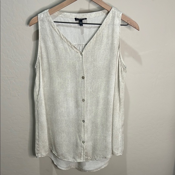 Eileen Fisher Tops - Eileen Fisher 100% Silk Sleeveless Button TankTop Hazy Printed Crepe Bone Blouse